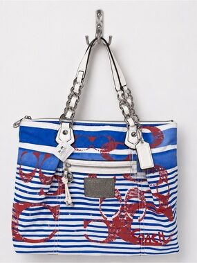 Coach Poppy Rocker Glam Nautical Stripe Tote
Style #16970 | SV/Marine | NWTS